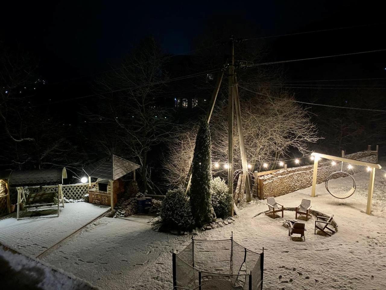 Family Hotel Yaremche Exterior photo